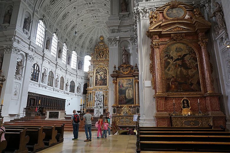 Clicca per vedere l'immagine alla massima grandezza